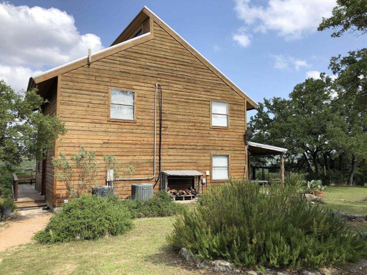 Rockin' B Ranch Bluff House Hotel Pipe Creek Exterior foto